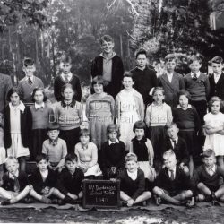 Group photograph of teacher and pupils at Mount Dandenong Primary School in 1940.