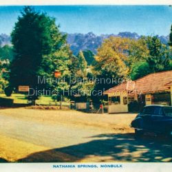 Dandenong Ranges Victoria fold out postcard