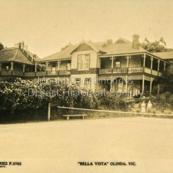 Bella Vista, Olinda. It was built by Edmund Boulter in c1903 and it burned down in 1956