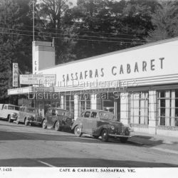 In the 1950s the Sassafras Cabaret - later The Hideaway - was a very popular restaurant, known particularly for their Friday and Saturday Dinner Dances. The restaurant precinct also contained lovely gardens, averies etc.
By 1993 the site housed an Antique Market. The building was completely destroyed by fire in 1993 blaze.